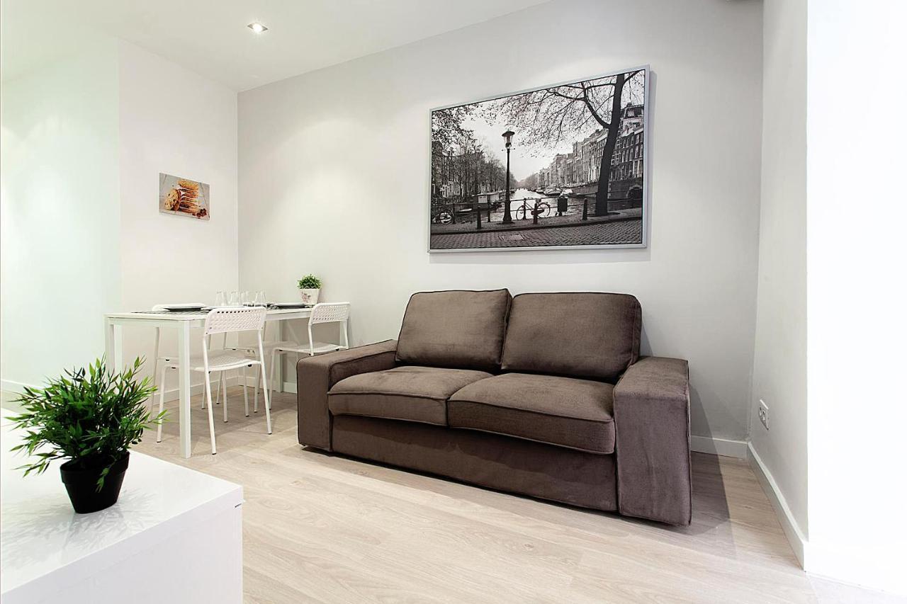 Miquel Angel - Apartments Next To Camp Nou Barcelona Luaran gambar