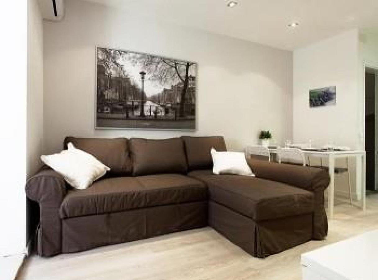 Miquel Angel - Apartments Next To Camp Nou Barcelona Luaran gambar